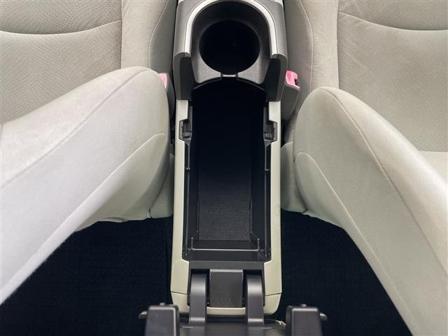 Toyota PRIUS 2012 7023353-11