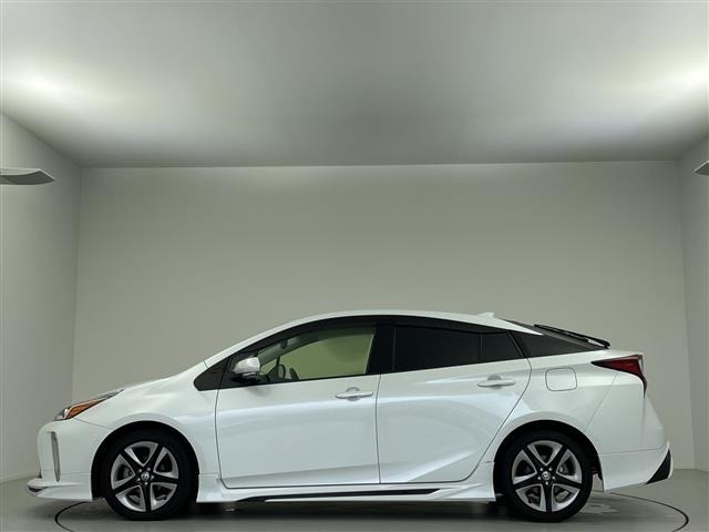 Toyota PRIUS 2021 7023399-15