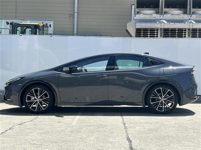 Toyota PRIUS 2025 7023406-1