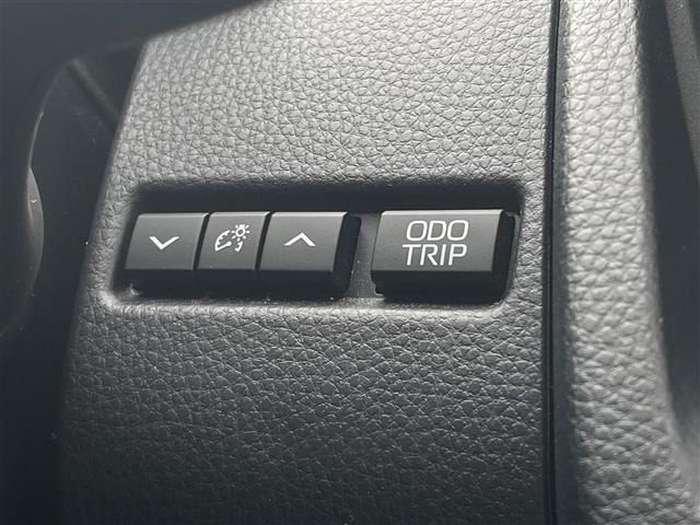 Toyota PRIUS 2024 7023409-9