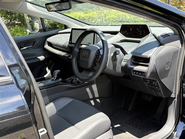 Toyota PRIUS 2025 7023412-12