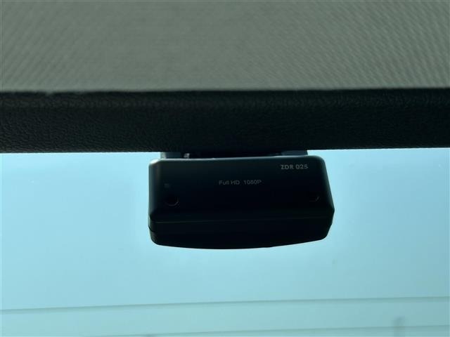 Toyota PRIUS 2020 7023414-11