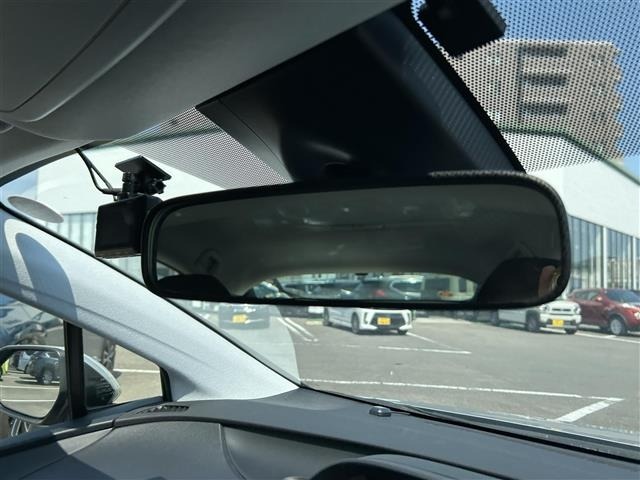 Toyota PRIUS 2020 7023414-18