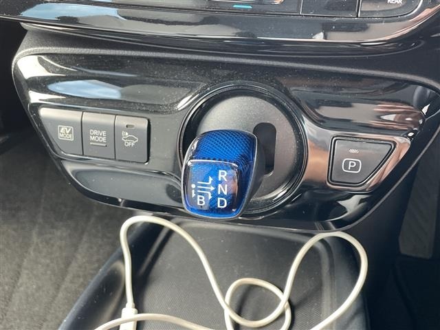 Toyota PRIUS 2020 7023419-21