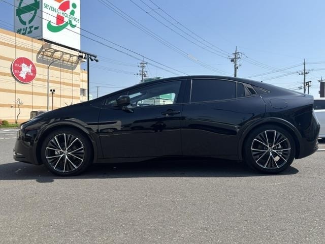 Toyota PRIUS 2024 7023421-23