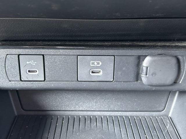 Toyota PRIUS 2024 7023421-3