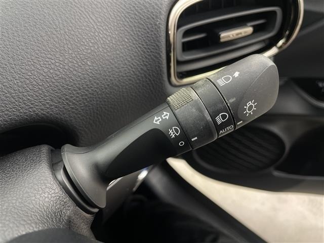 Toyota PRIUS 2022 7023445-7
