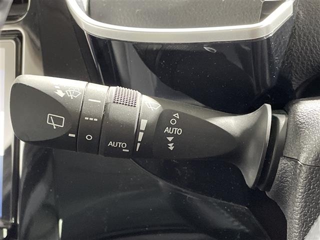 Toyota PRIUS 2020 7023469-2