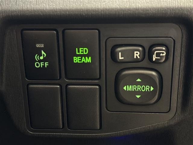 Toyota PRIUS 2012 7023517-10