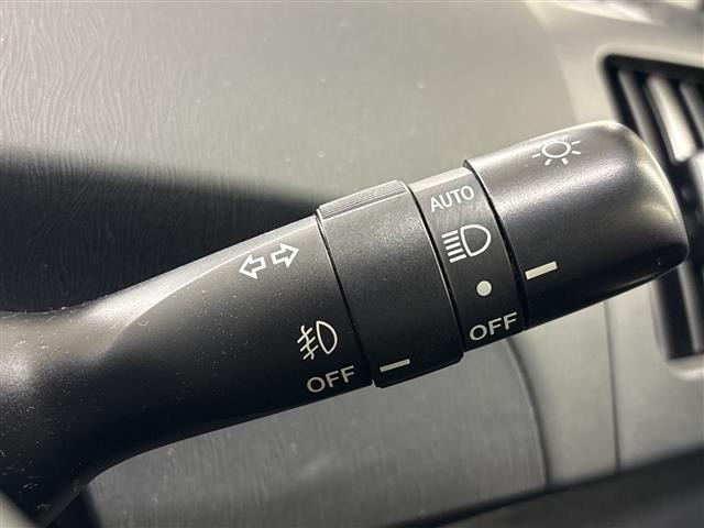 Toyota PRIUS 2012 7023517-5