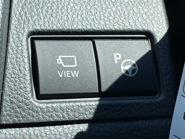 Toyota PRIUS 2024 7023893-2