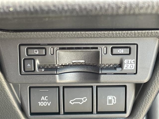 Toyota PRIUS 2024 7023893-22
