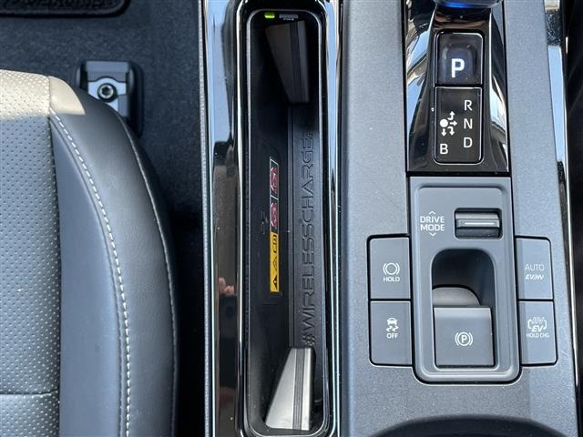 Toyota PRIUS 2024 7023893-23