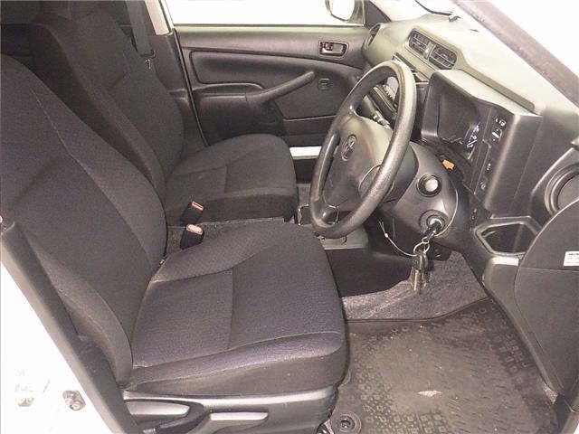 Toyota PROBOX VAN 2023 7017941-5