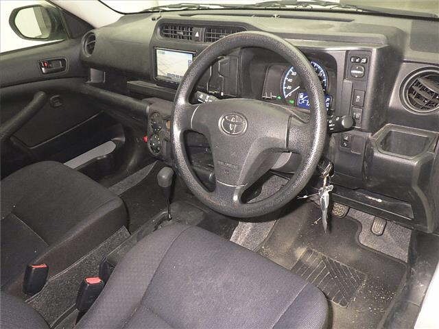 Toyota PROBOX VAN 2022 7017942-3