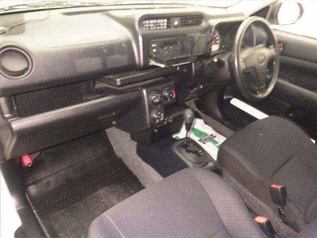 Toyota PROBOX VAN 2021 7017943-4