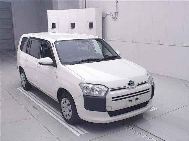 Toyota PROBOX VAN 2021 7017958-0