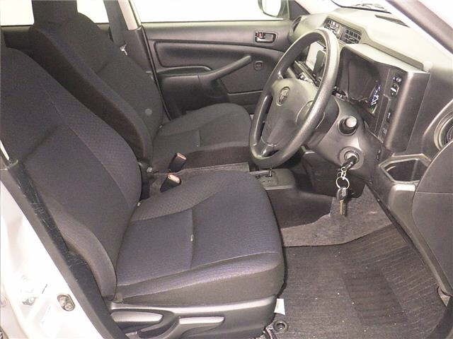 Toyota PROBOX VAN 2021 7017968-5
