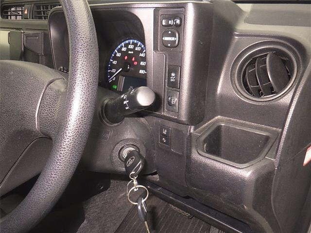 Toyota PROBOX VAN 2021 7017968-8