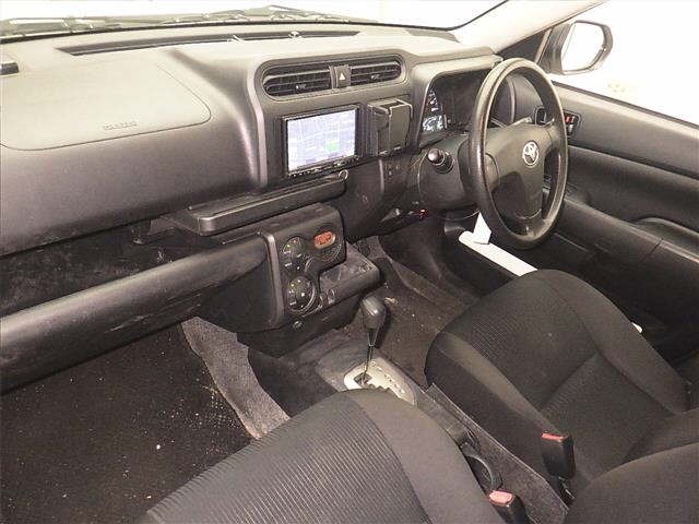Toyota PROBOX VAN 2022 7017981-4