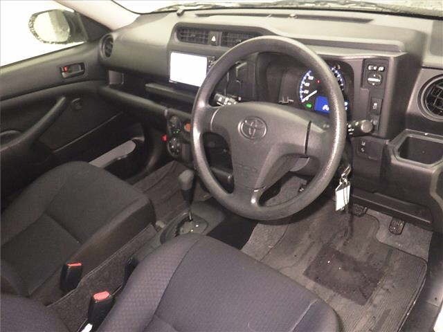 Toyota PROBOX VAN 2022 7017982-3