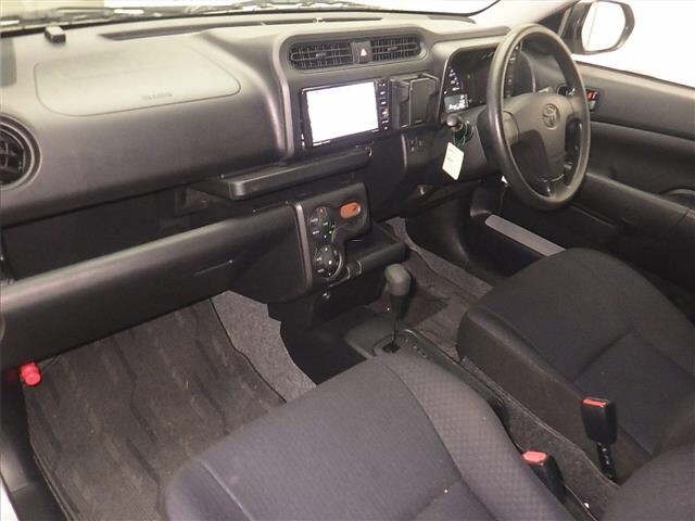Toyota PROBOX VAN 2022 7017982-4