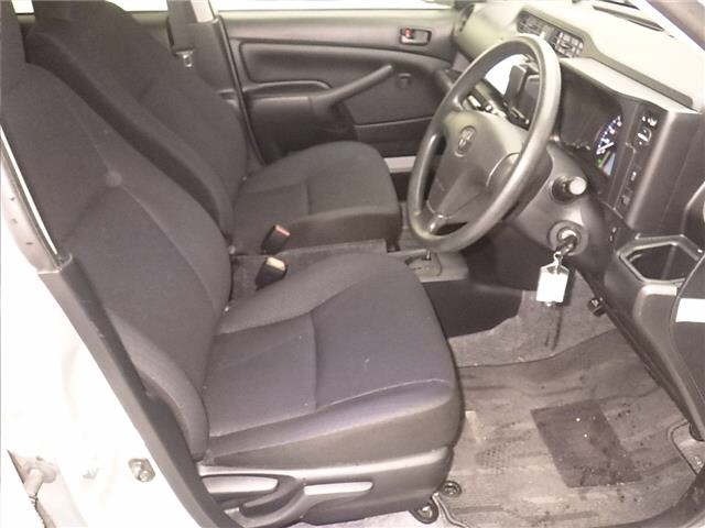 Toyota PROBOX VAN 2022 7017982-5