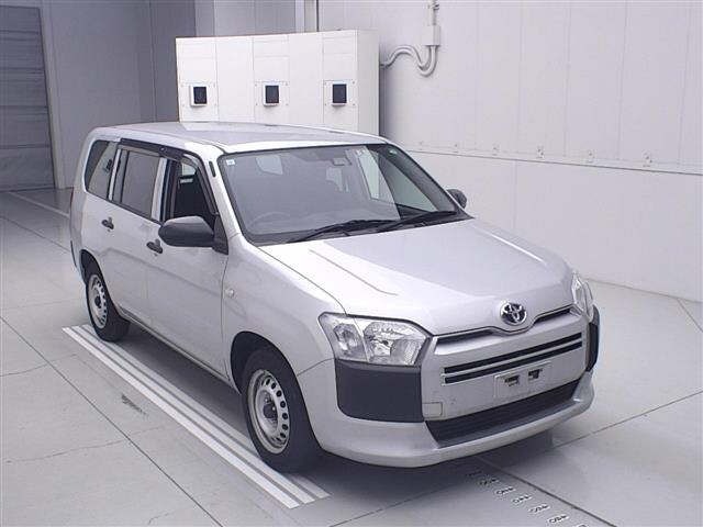 Toyota PROBOX VAN 2021 7017988-0
