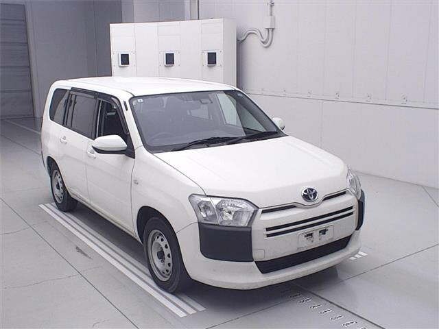 Toyota PROBOX VAN 2022 7017995-0