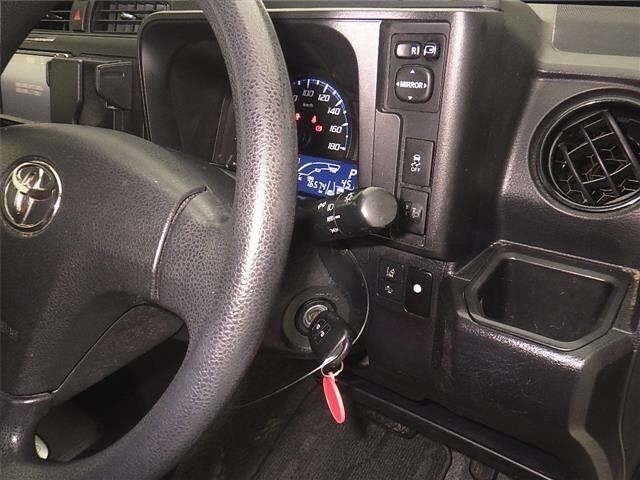Toyota PROBOX VAN 2021 7018058-8