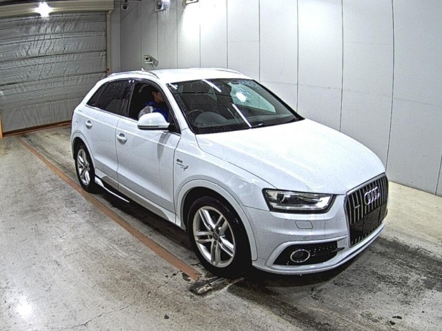 Audi Q3 2014 7011469-0
