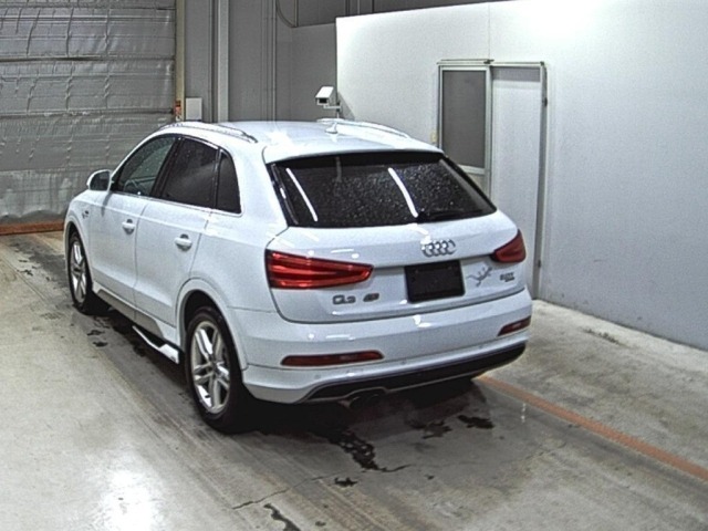 Audi Q3 2014 7011469-1