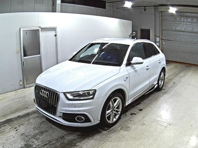 Audi Q3 2014 7011469-4