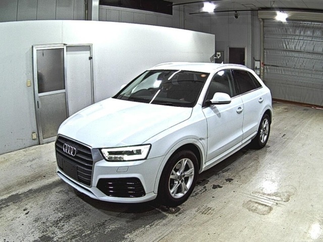 Audi Q3 2018 7011475-4