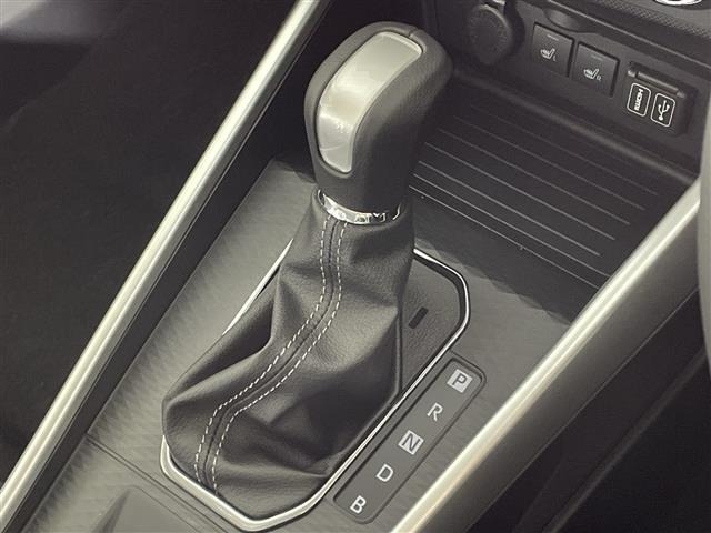 Daihatsu ROCKY 2025 7005493-4