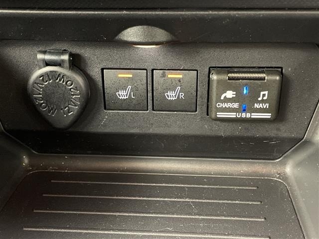 Daihatsu ROCKY 2021 7005508-12