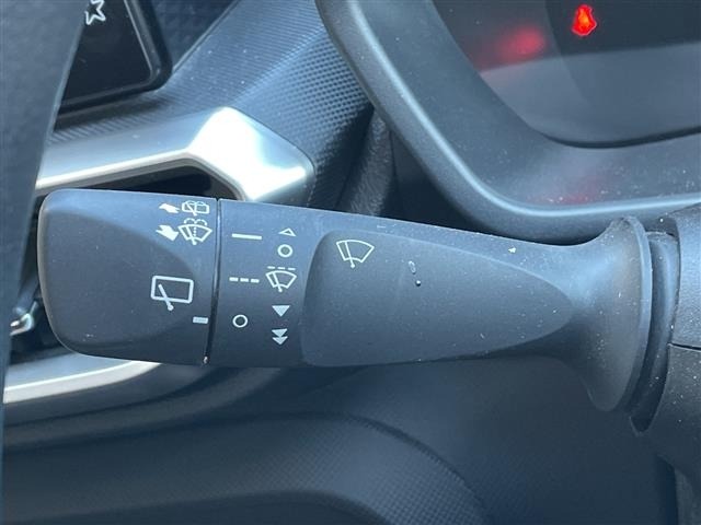 Daihatsu ROCKY 2020 7005583-18