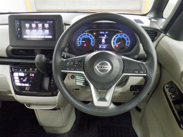 Nissan ROOX 2021 7018003-5