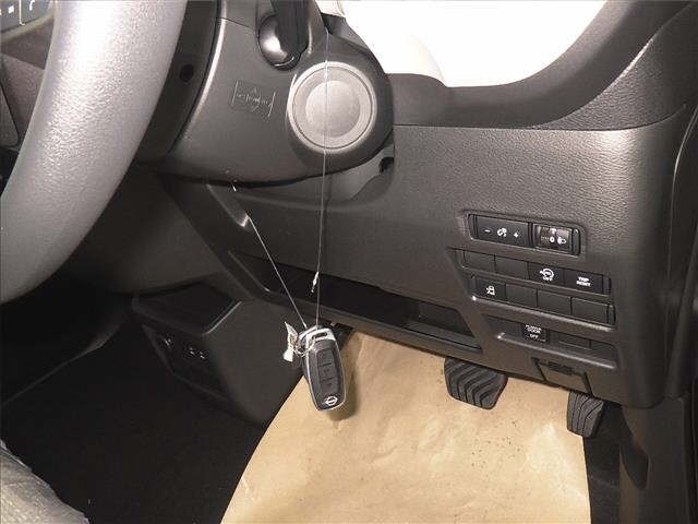 Nissan ROOX 2025 7019280-8