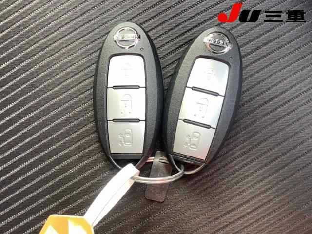 Nissan SERENA 2016 7024599-16
