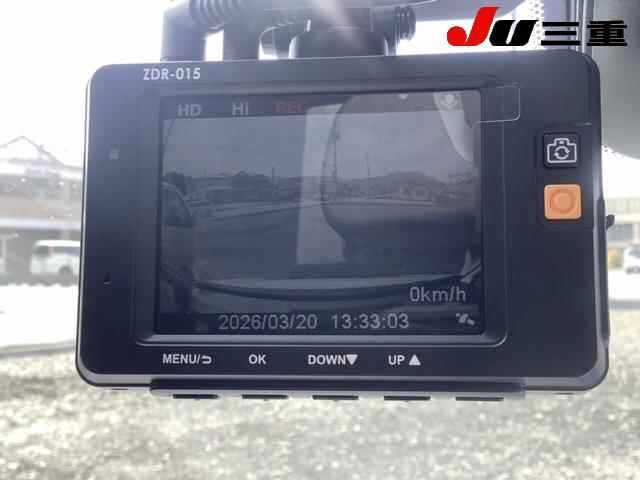 Nissan SERENA 2016 7024599-25