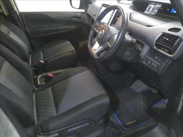 Nissan SERENA 2020 7024643-4