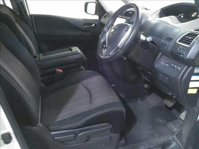 Nissan SERENA 2015 7024646-4