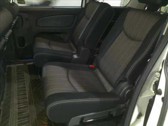 Nissan SERENA 2015 7024646-6