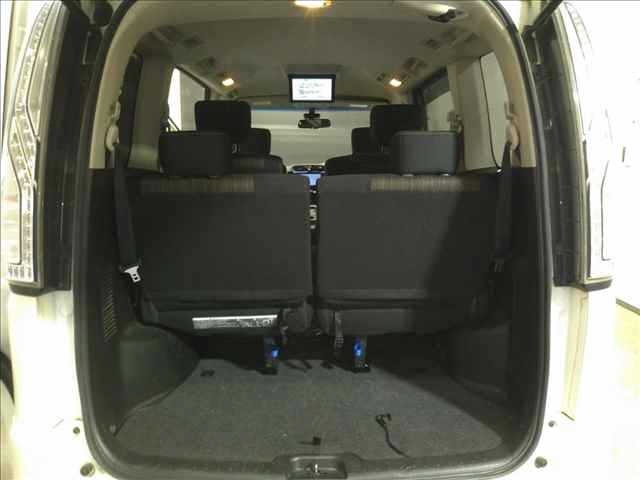 Nissan SERENA 2015 7024646-7