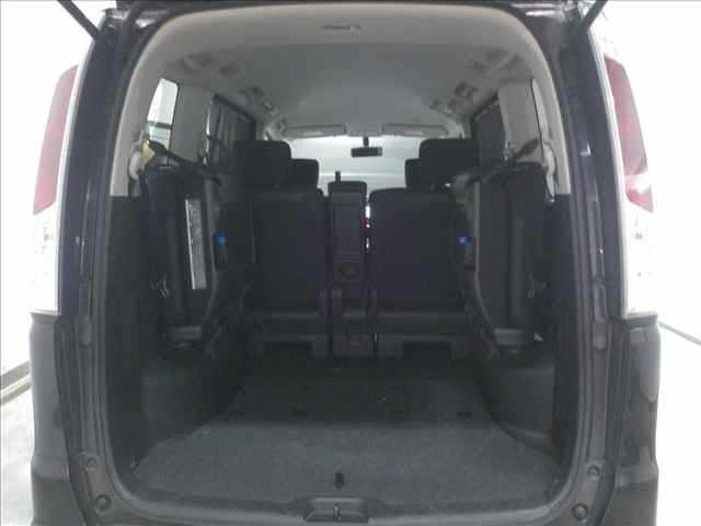 Nissan SERENA 2011 7024647-7