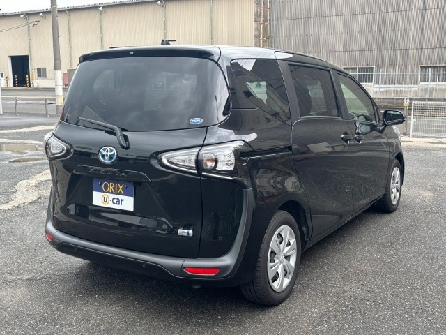 Toyota SIENTA 2022 7024600-2