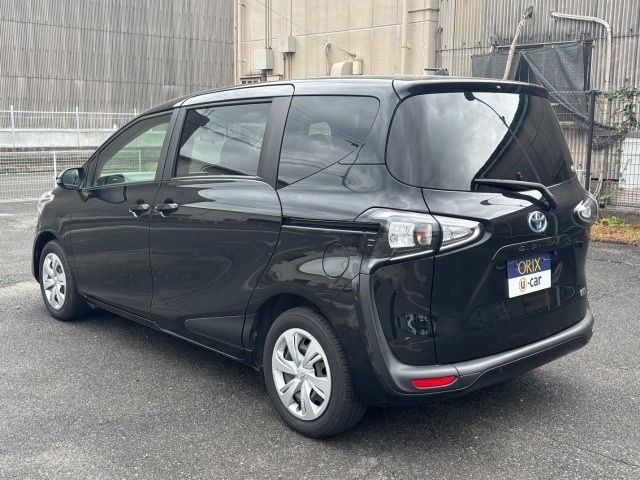 Toyota SIENTA 2022 7024600-28