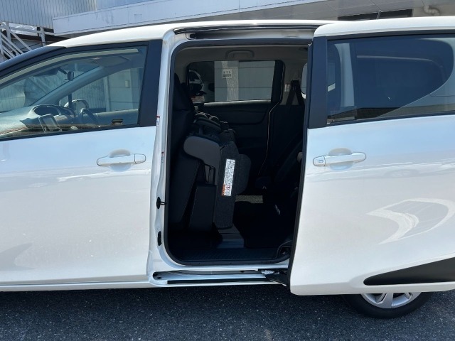 Toyota SIENTA 2022 7024603-25