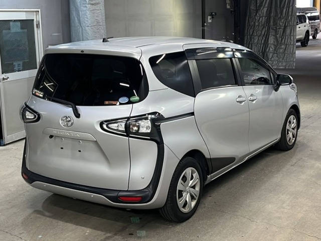 Toyota SIENTA 2020 7024644-5